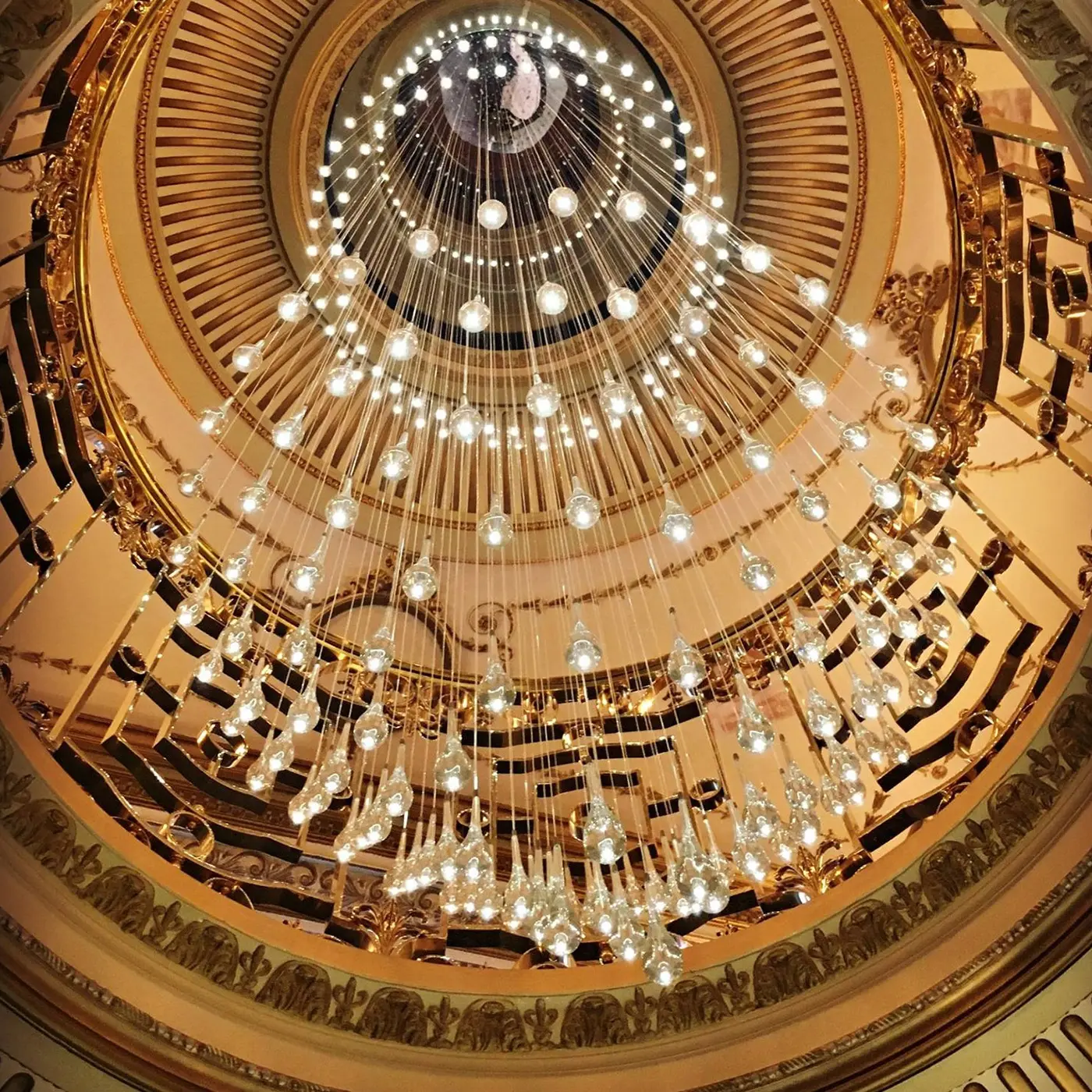 Victoria Palace Theatre interior chandelier